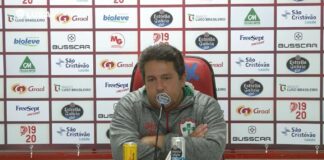 Marchiori não esconde insatisfação com derrota