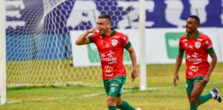 Portuguesa em jogo contra o São Bento pela Série D
