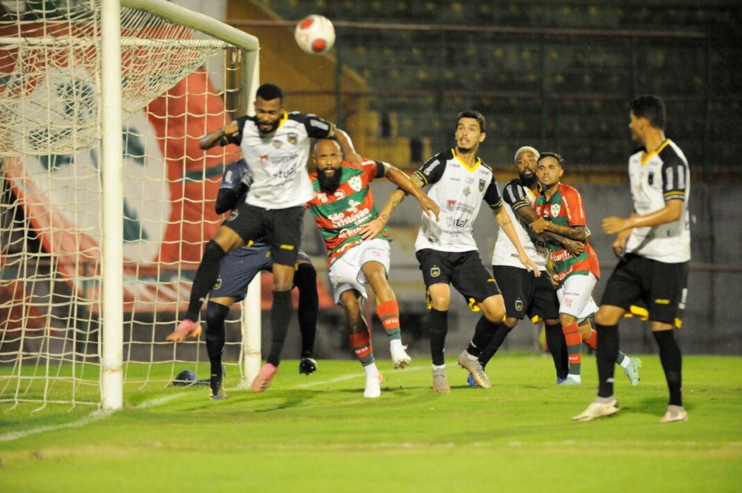 Portuguesa em jogo contra o Volta Redonda