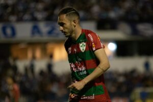 Lateral campeão com a Portuguesa acerta com equipe da Série A2