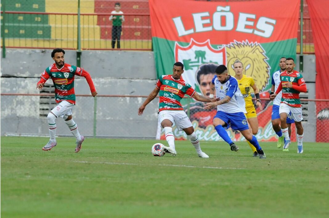 Jogo entre Portuguesa e São José, no Canindé