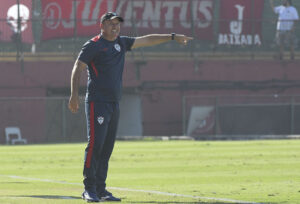 Lusa anuncia as saídas de Emerson e César
