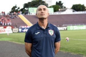 Cauan de Almeida revela elenco 90% fechado e espera mais 3 reforços para a Série D