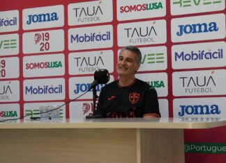 Alex Bourgeois durante coletiva nesta quinta-feira