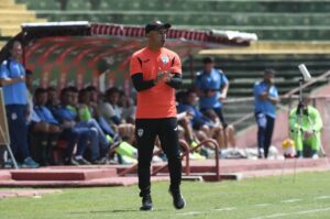 Cauan de Almeida valoriza defesa e padrão coletivo da Portuguesa após vitória na Série D
