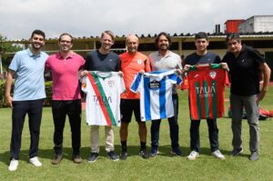 Portuguesa recebe visita institucional do Deportivo La Coruña