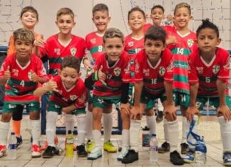 Equipe Sub-8 de futsal da Lusa