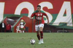 CSA-AL e Portuguesa ajustam acordo financeiro sobre empréstimo do zagueiro Eduardo Biazus