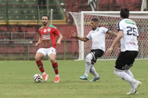 Gustavo Henrique fala sobre sistema defensivo da Lusa e revela apoio do elenco ao treinador