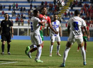 Jogo entre Portuguesa e Água Santa pela Série D