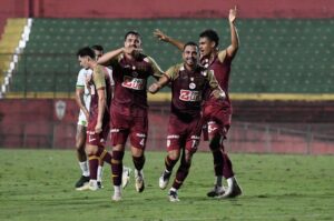 Tauã anota seu primeiro gol pela Lusa e quer fazer história no clube