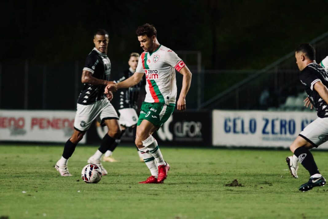 cristiano rio branco Cristiano em campo contra o Rio Branco-ES