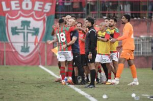 Maurício Capela: Obviedades sorrateiras
