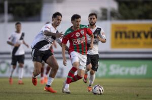 Últimas da Portuguesa: derrota no jogo de ida, técnico lamenta chances perdidas e mais