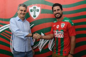 Últimas da Portuguesa: ex-meia do Botafogo é anunciado, zagueiro pode chegar e mais