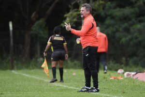 Fábio Matias avalia primeira etapa e projeta início da pré-temporada da Lusa