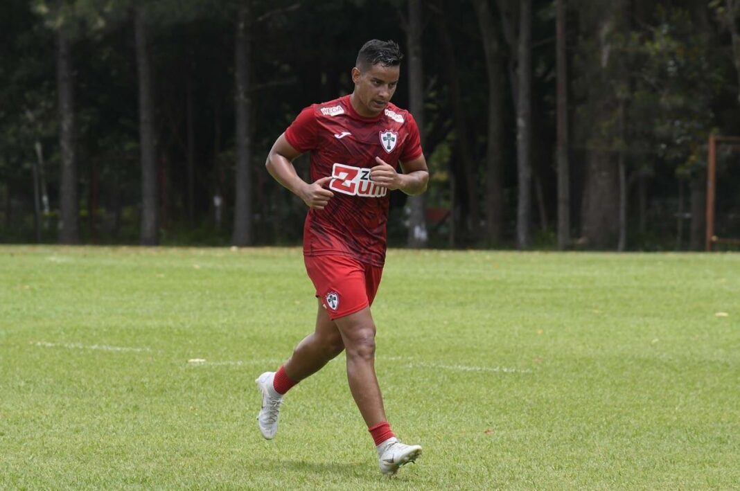 lucas-hipolito-portuguesa