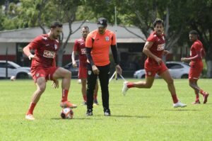 Portuguesa inicia pré-temporada com retorno de Hudson e possíveis saídas