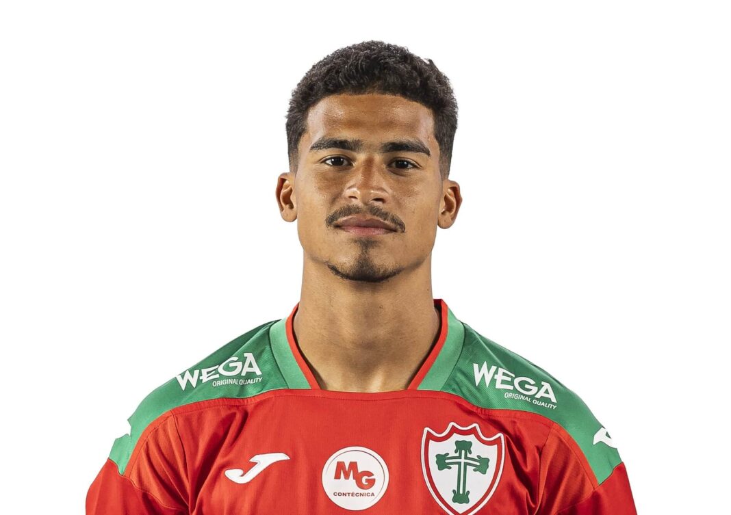 RENÊ