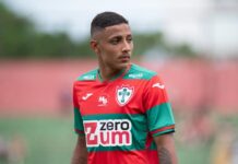 Portuguesa acerta empréstimo de João Vitor ao Avaí até o fim da temporada