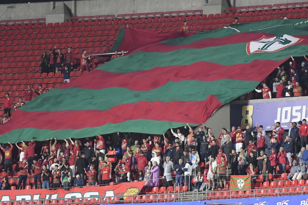torcida-lusa-sao-paulo