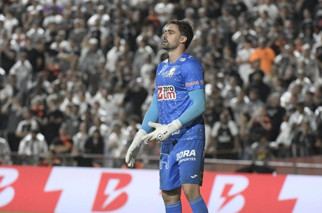 bruno-bertinato-lusa-corinthians-1