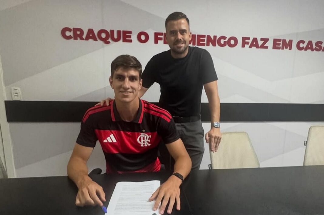 ernet-assinando-flamengo