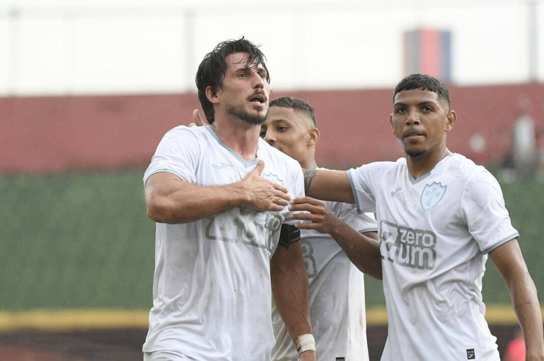 gabriel-pires-lusa-ponte-preta-1