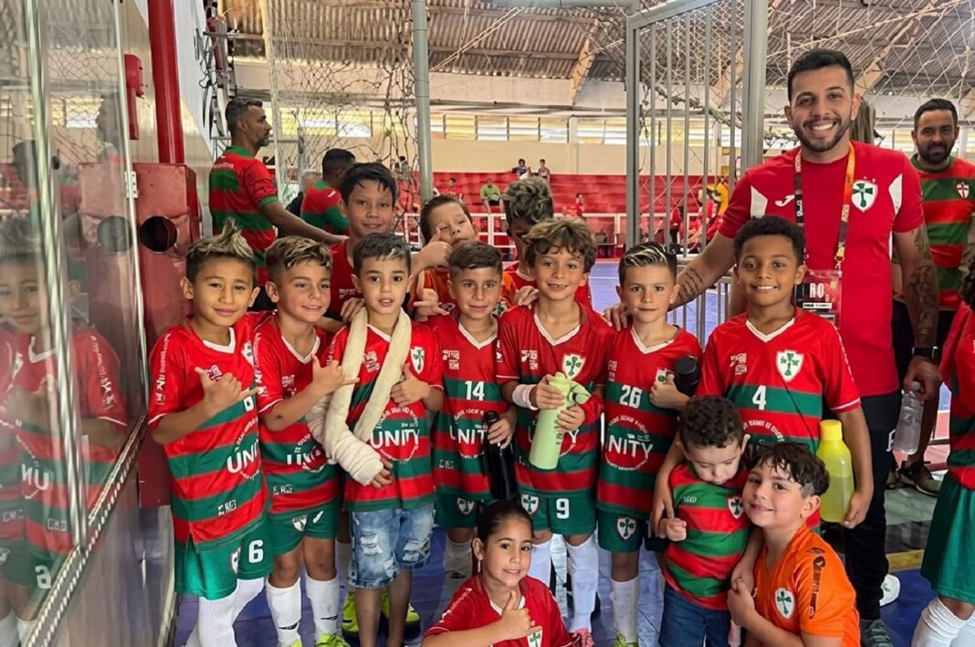 sub-8-futsal (1)