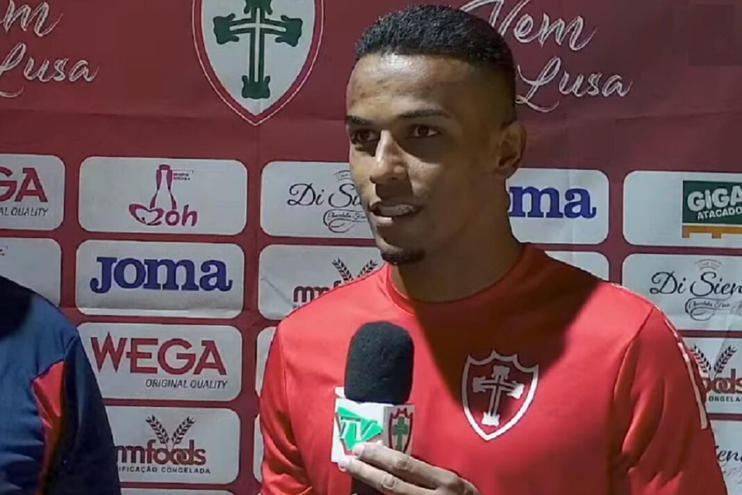 salomao-coletiva-pouso