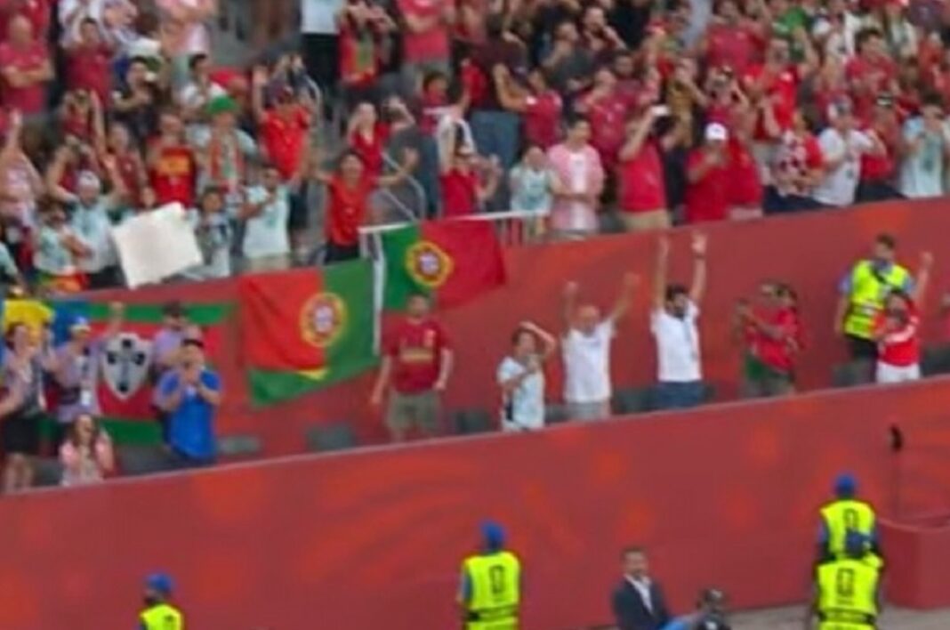 toronto-lusa-bandeira